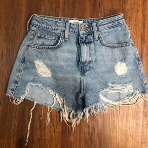 High waste shorts